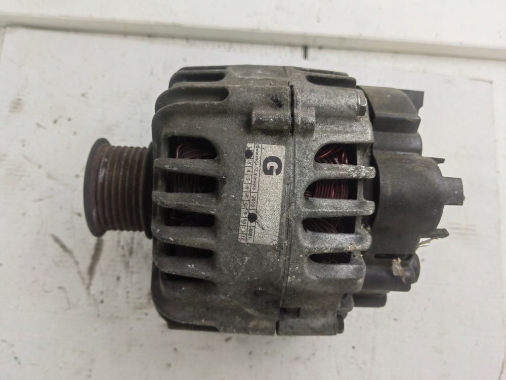 Генератор renault megane 3 8200757870-a Оригинал