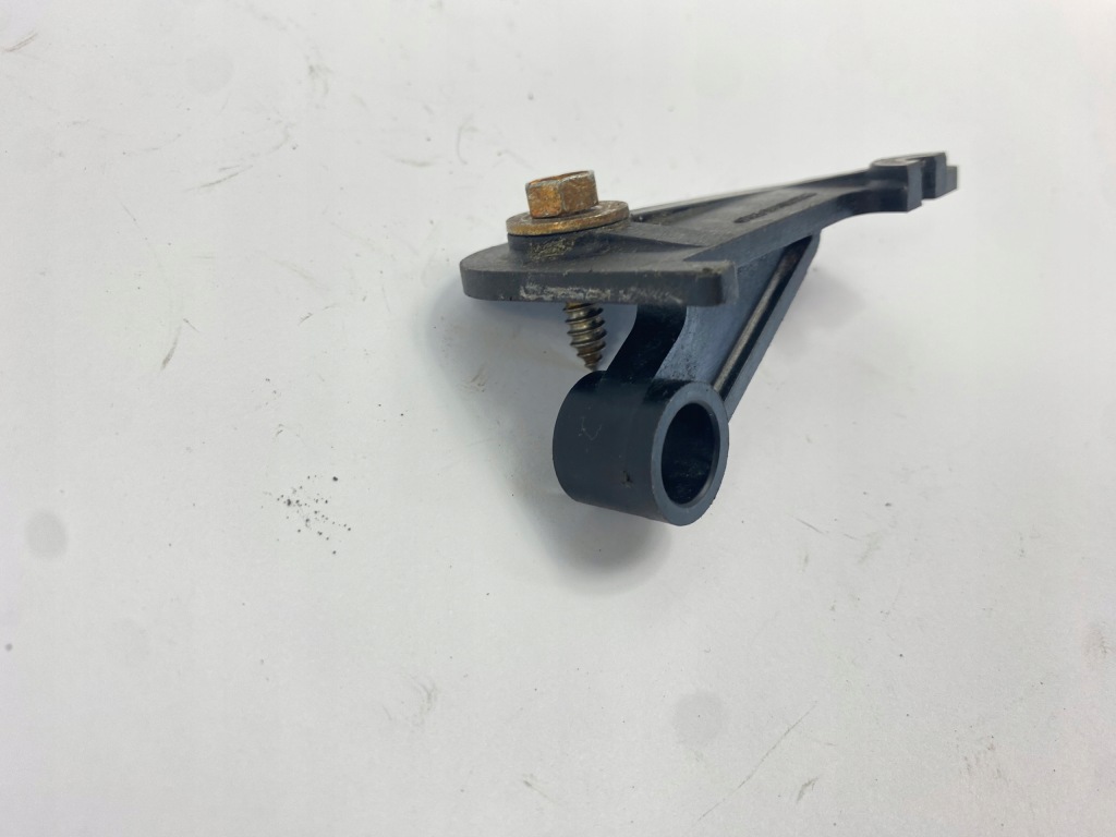 Направляющая опора трос педали газа mercedes w126 1263010018 с Разборки