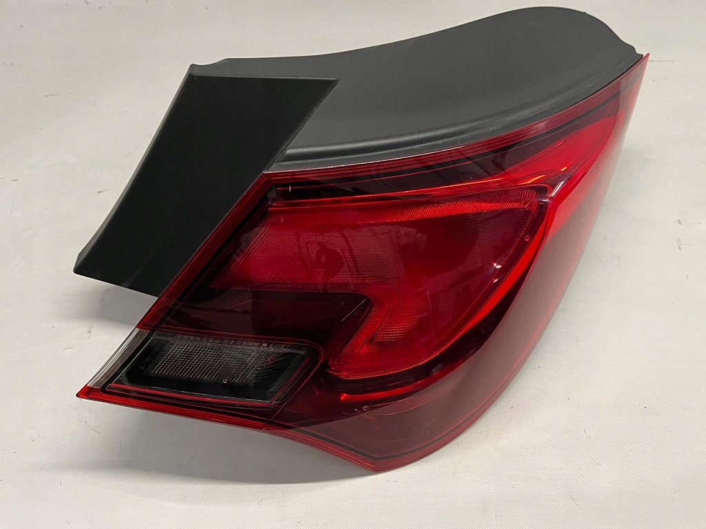 фото №1, Лампа w крила pt opel astra iv gtc 13281266