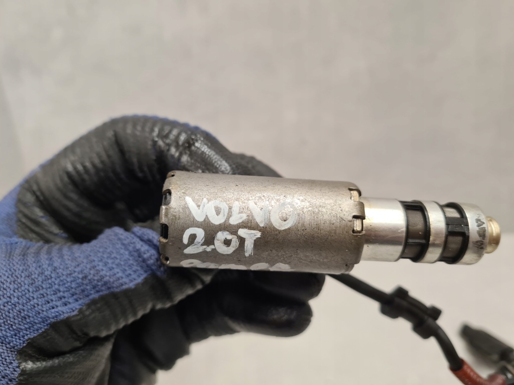 фото №5, Клапан датчик насоса оливи 2.0 turbo t5 t6 volvo s90 v90 xc60 ii xc90 ii