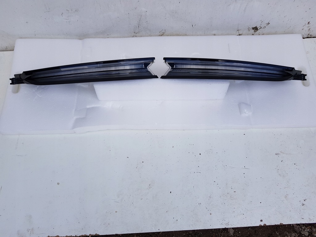 фото №1, Porsche taycan full led лампа задня задня ліва