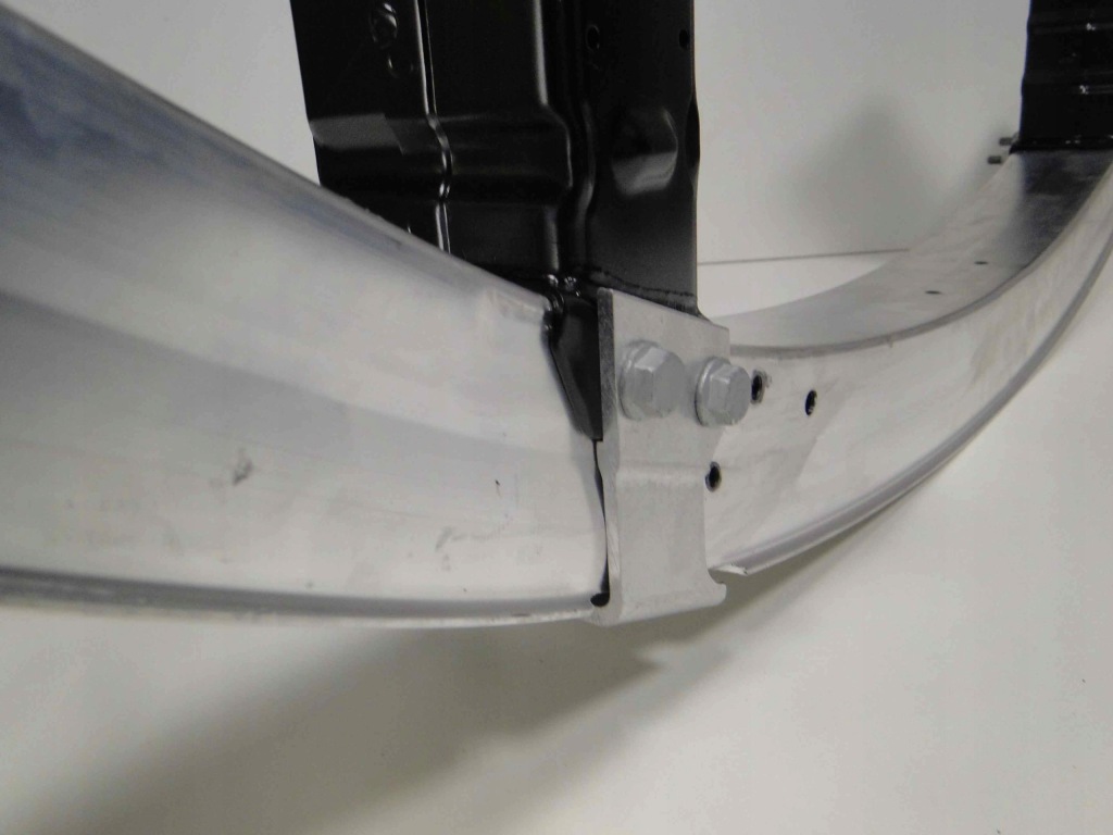 Mercedes балка підсилювач w бампер передній 63 65 amg sl r230 230 рестайлінг Ціна