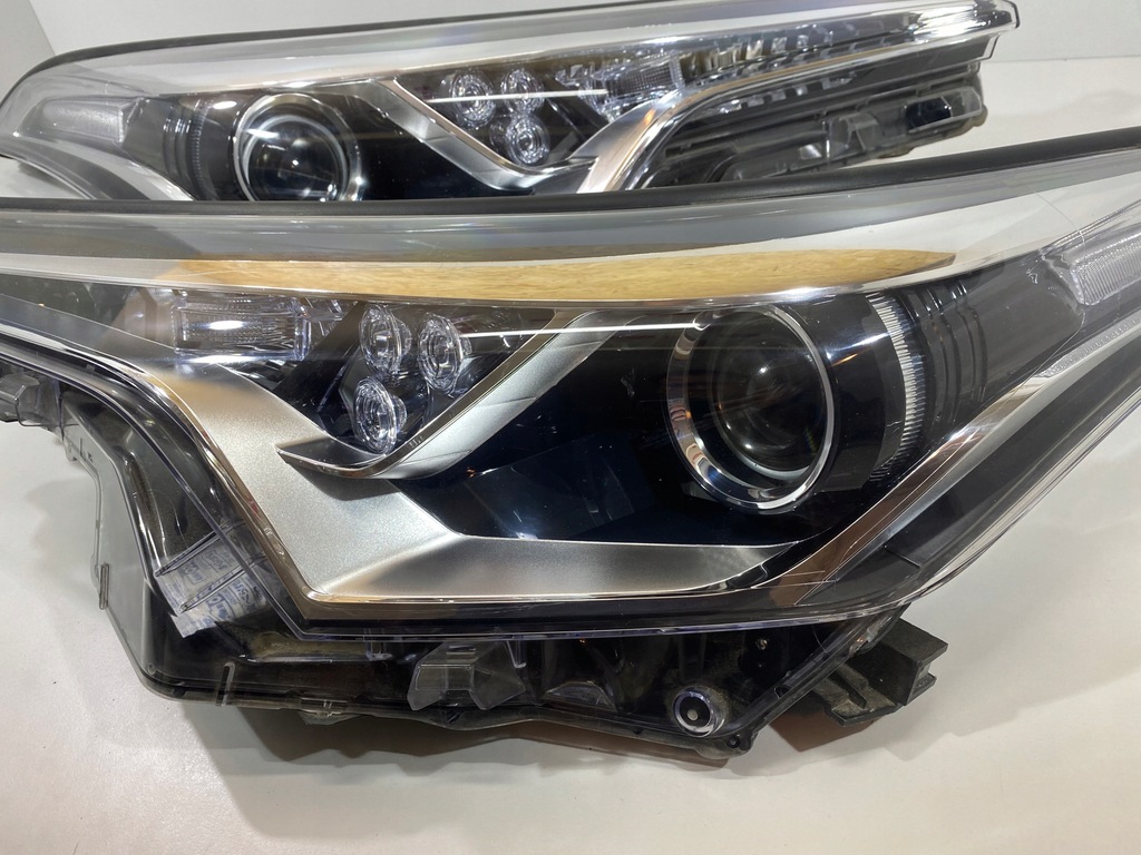 фото №9, Фара лампа перед ліва права toyota c-hr