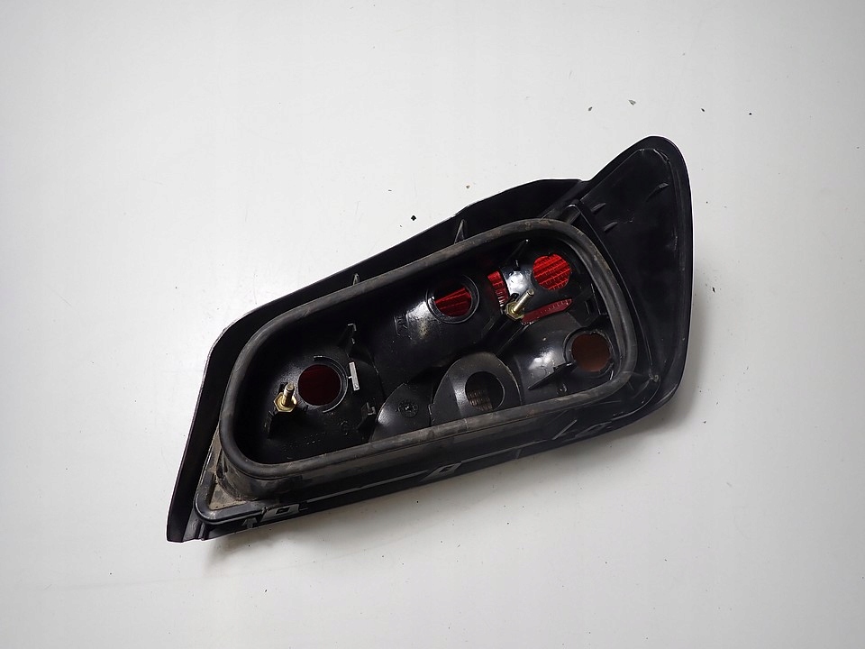 фото №9, Лампа задняя левая peugeot 306 95r 3d 315