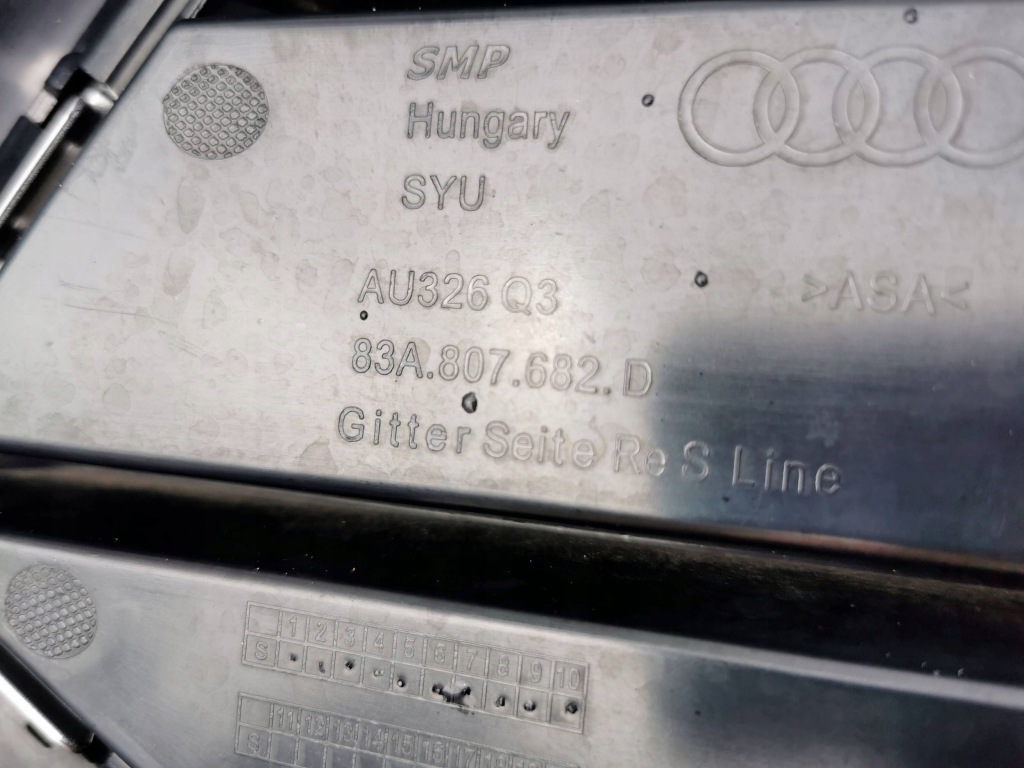 Audi q3 2 83a s-line правий решітка бампера перед 83a807682d Доставка