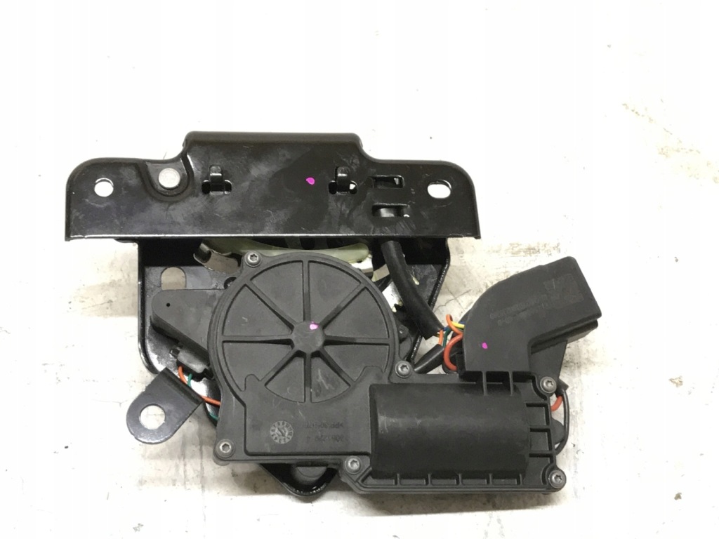 Купити Tesla 3 замок кришки багажника 1500604-00-b