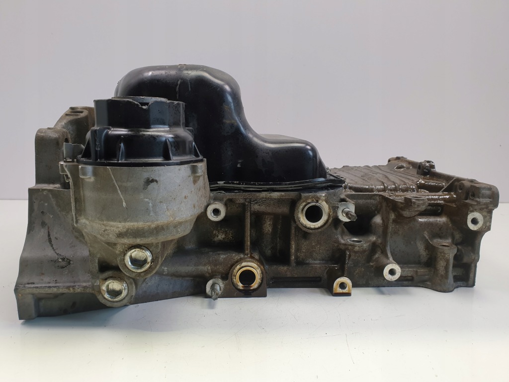 Lexus is is300h 2.5 поддон масляная масла Оригинал