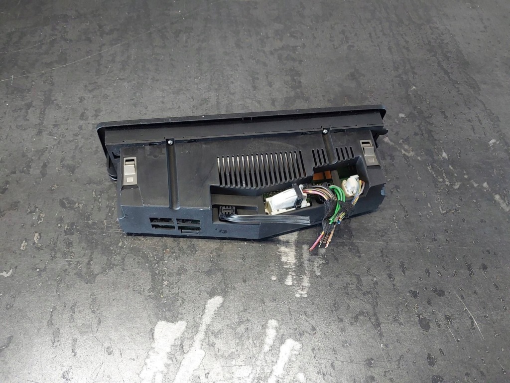 Панель кондиционера bmw 3 e46 8382446 64118382446 Недорого