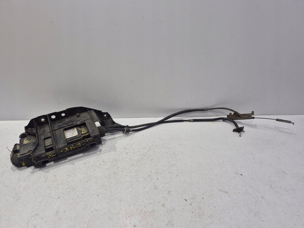 Купити Гальмо ручний електричний механізм renault scenic ii 8200418647