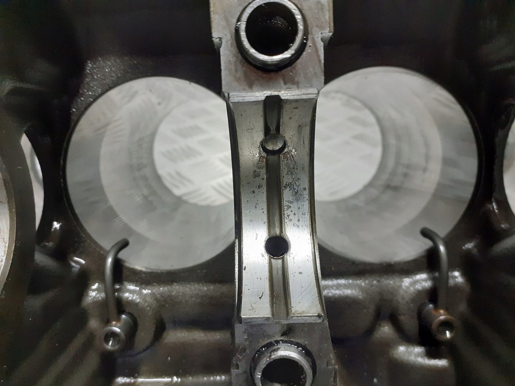 фото №8, Блок двигателя renault megane ii 1.5 k9kd722 k9k722