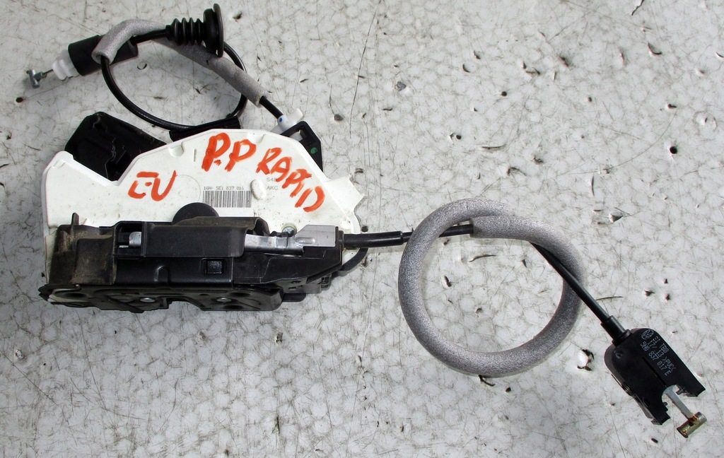 фото №1, Skoda rapid замок дверь левый правый задний передний