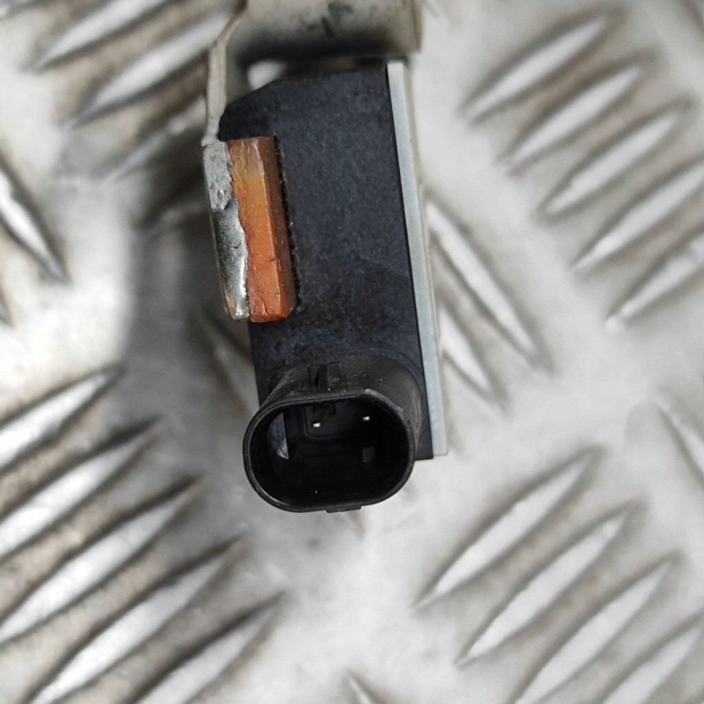 фото №6, Volkswagen t-roc 2023 минус / клемма / шланг аккумулятор