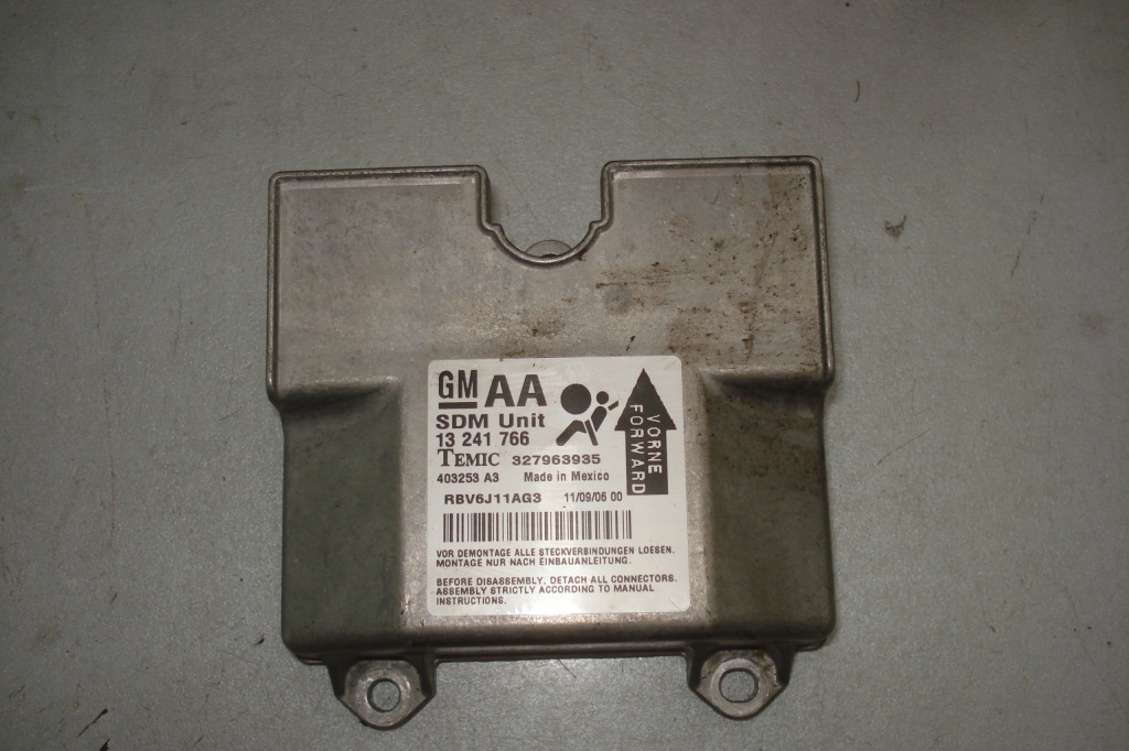 фото №1, Датчик подушка безпеки opel zafira b 13241766aa