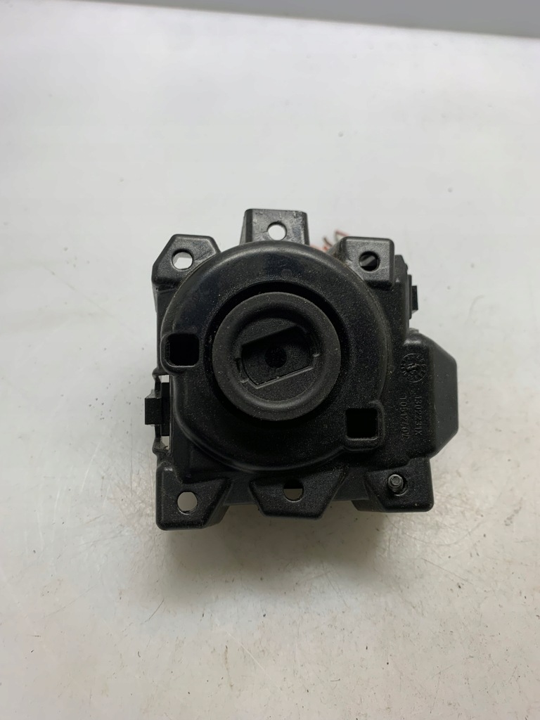 фото №1, Замок зажигания a4479002705 mercedes