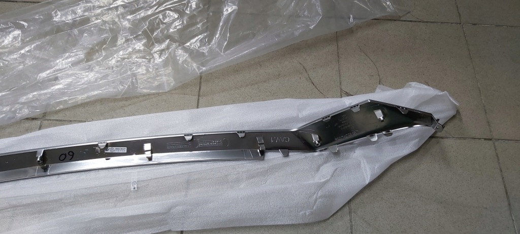 фото №8, Hyundai ioniq v 5 молдинг хром бампер перед передня 86569-gi010 nowa