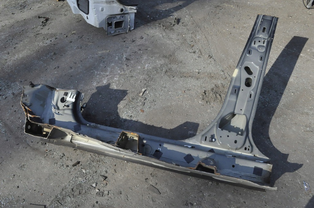 фото №5, Ford ecosport блок двигателя порог правый