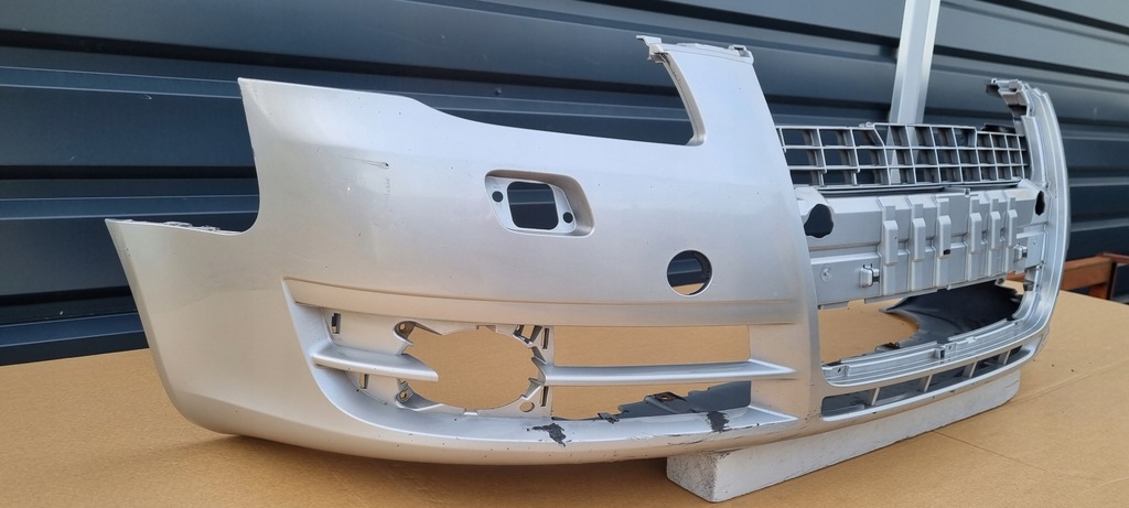 фото №5, Audi a4 b7 2004- бампер перед оригінал h137