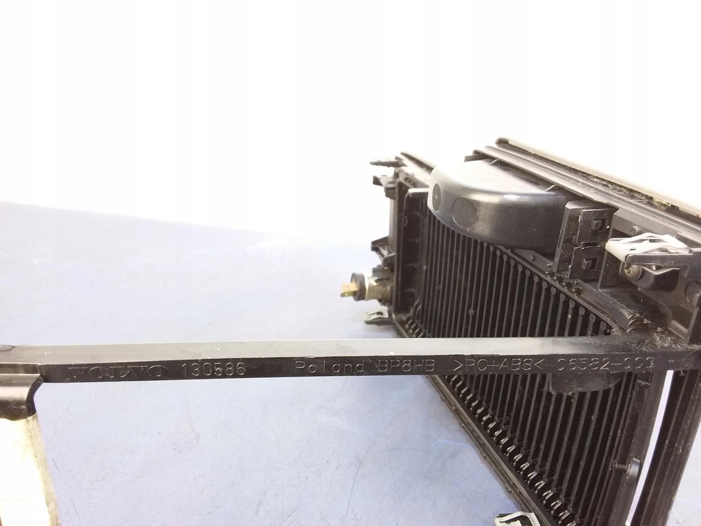 фото №5, Volvo v50 i lift панель бардачка жалюзі 30755392