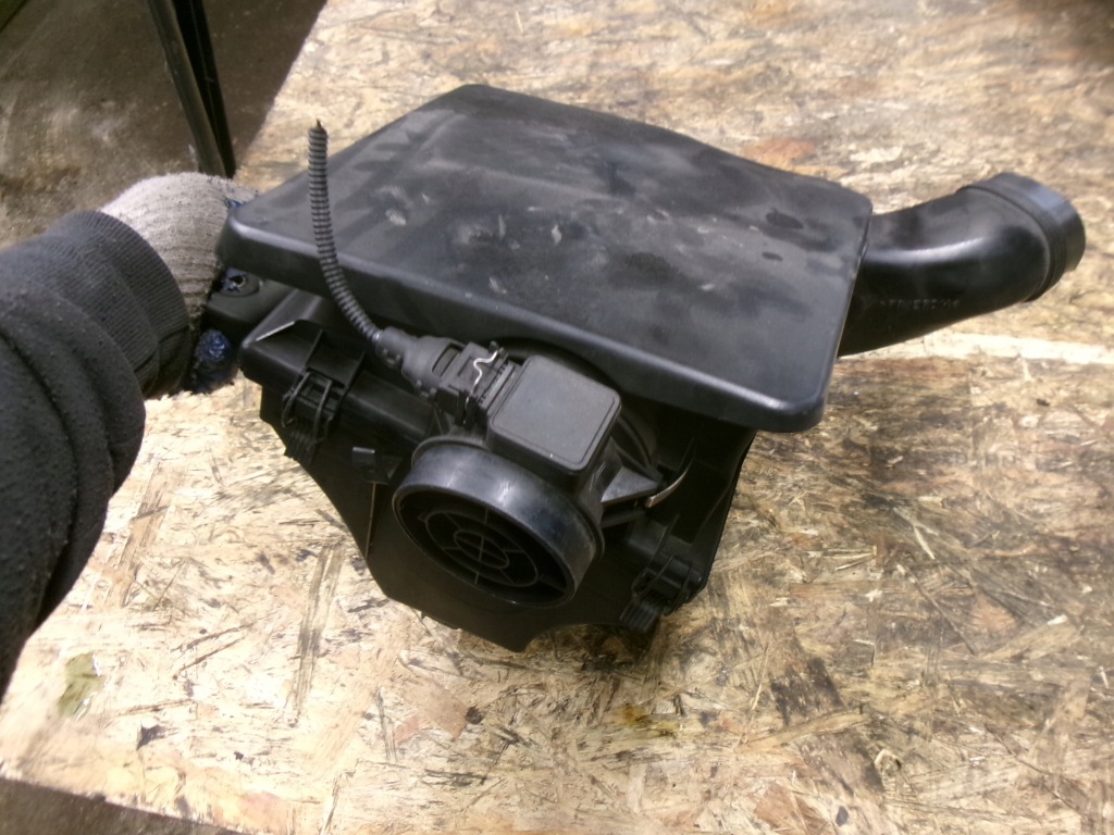 Купити Bmw e46 корпус фільтра повітря 2.2 m54b22