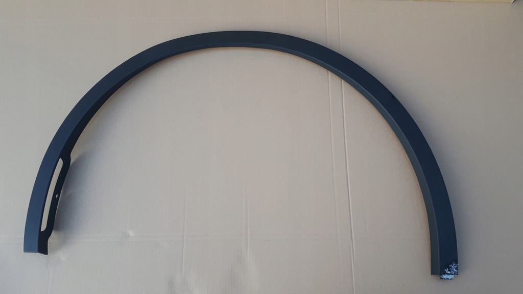 фото №1, Tesla y ліва молдинг крила перед