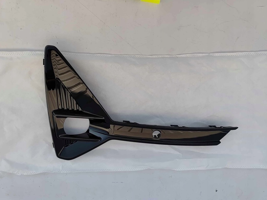 фото №1, Polestar 2 ii 20- решітка решітка радіатора бампера права nowa оригінальний номер 3530