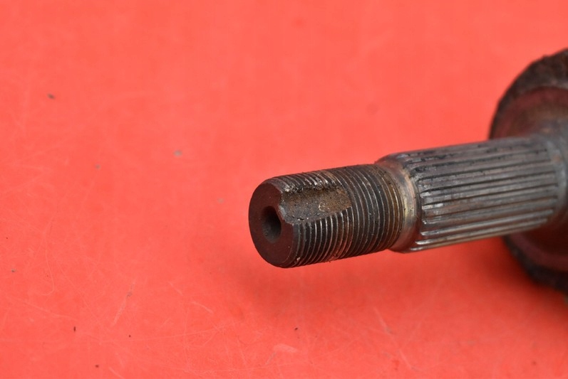 фото №8, Приводной вал правая перед механическая коробка передач peugeot 107 1.0 12v 68 km 05-08