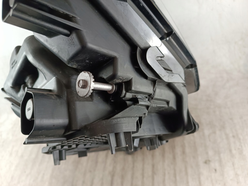 Lexus nx рестайлинг  2017-2021 фара правый  full led - европа с Разборки