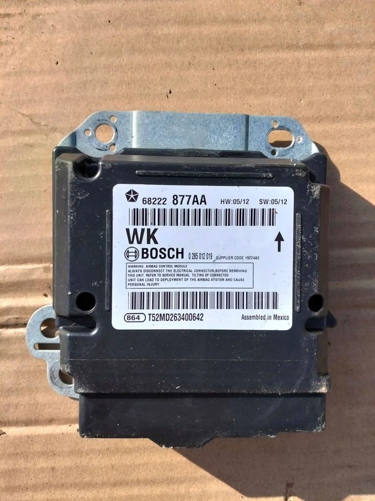 Купити Модуль датчик подушка безпеки jeep grand cherokee wk2 68222877aa