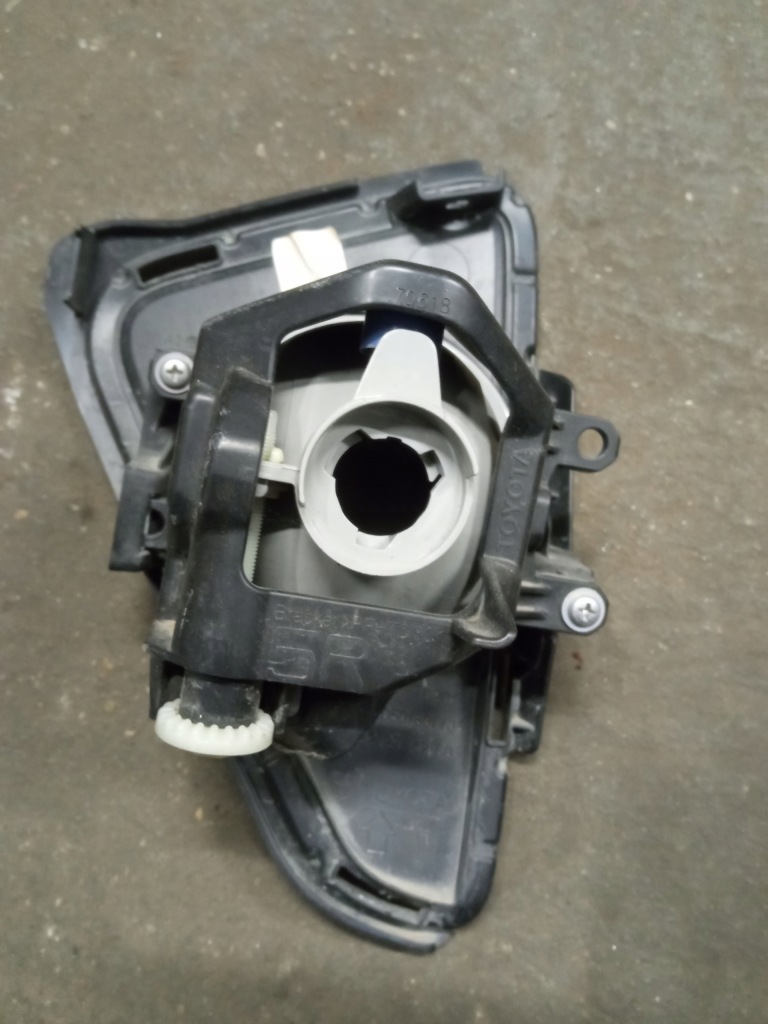 фото №2, Rav4 iv lift противотуманная фара правый