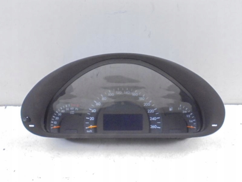 фото №8, Mercedes c w203 счетчик приборы 2.0b a2035402647