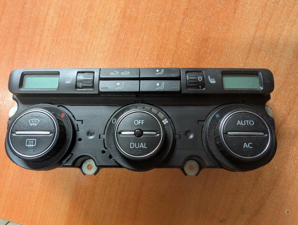 фото №1, Панель обдув кондиционера volkswagen passat b6