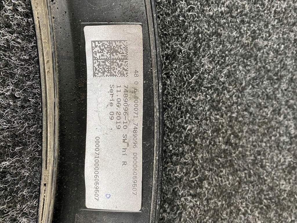 фото №6, Bmw i3 sport молдинг крила права задня задня 51117472948