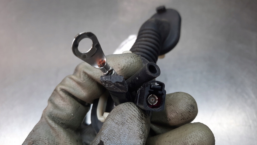 фото №5, Джгут кришки багажника 31270613 volvo v60 10-18r