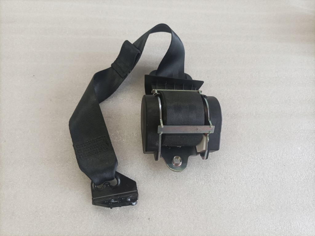 фото №1, Pas безопасность задняя левый vw golf sportsvan