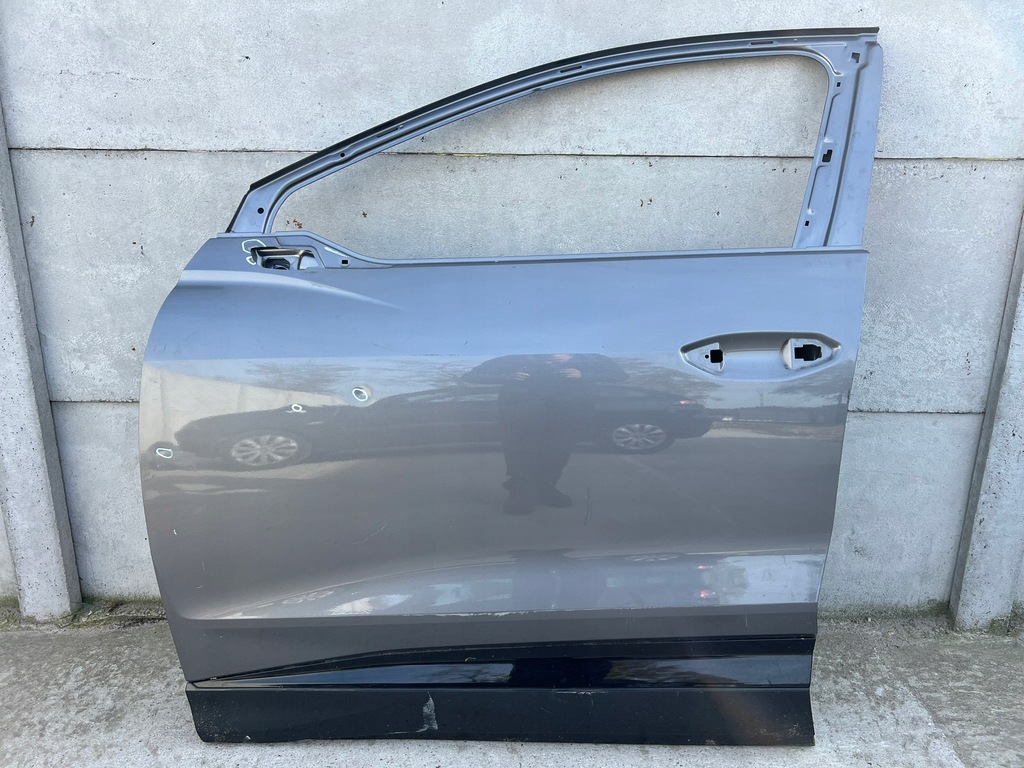 фото №1, Дверь audi q4 e-tron etron перед левый передние левая