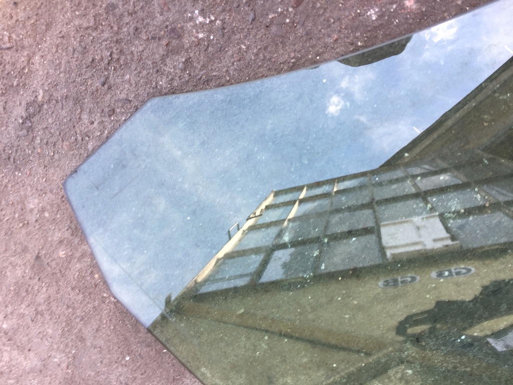 фото №8, Audi a5 8t coupe скло права бічна двері перед