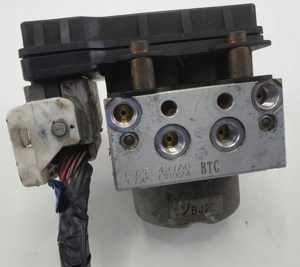 фото №1, Насос abs mazda 323f bj 1.6 16v bj2e437a0