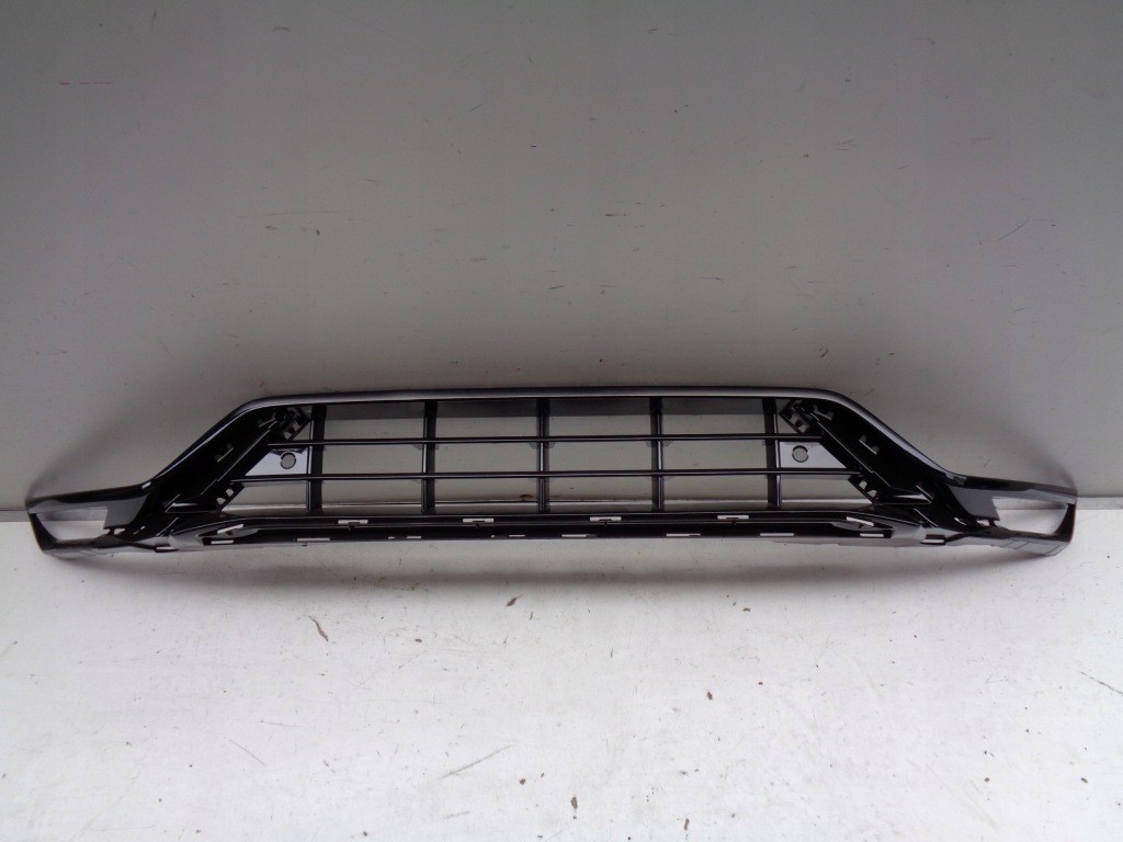 Купить Новая решётка бампера volvo xc90 20- рестайлинг  r-design