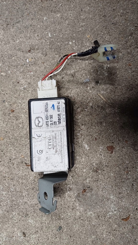 фото №1, Mazda 3 03-09 bk модуль bs3l675zd