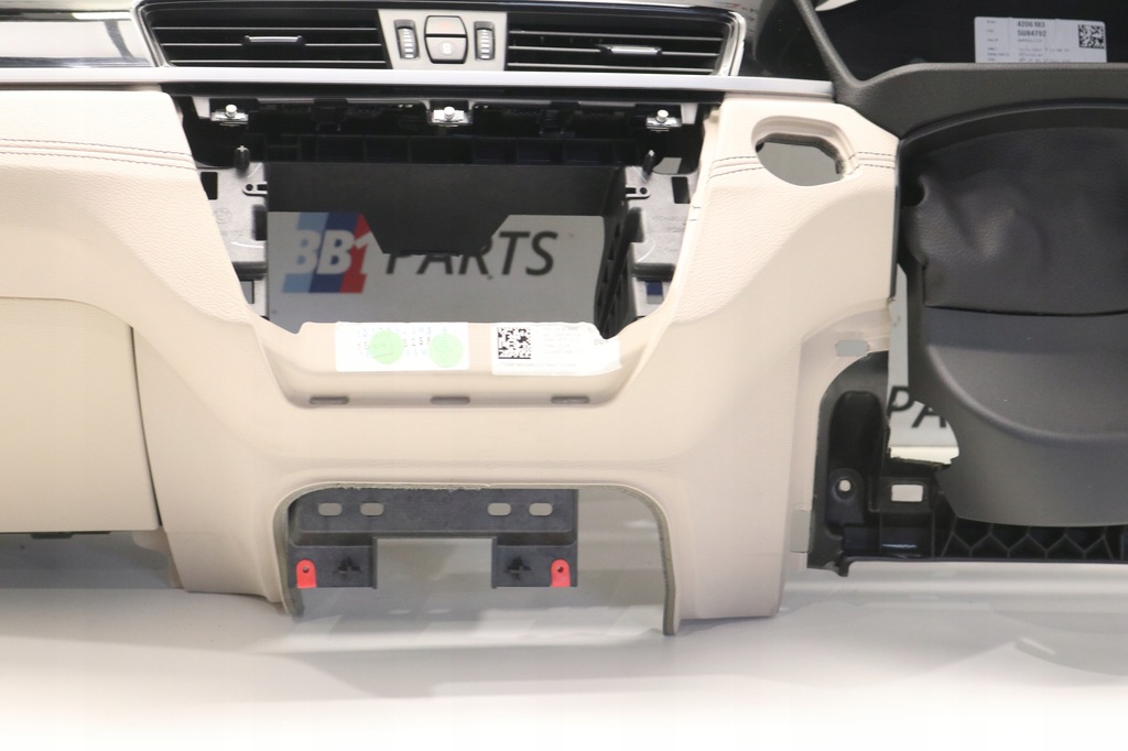 фото №7, Bmw x1 f48 консоль приборная панель приборная приборная панель oyster uk anglik