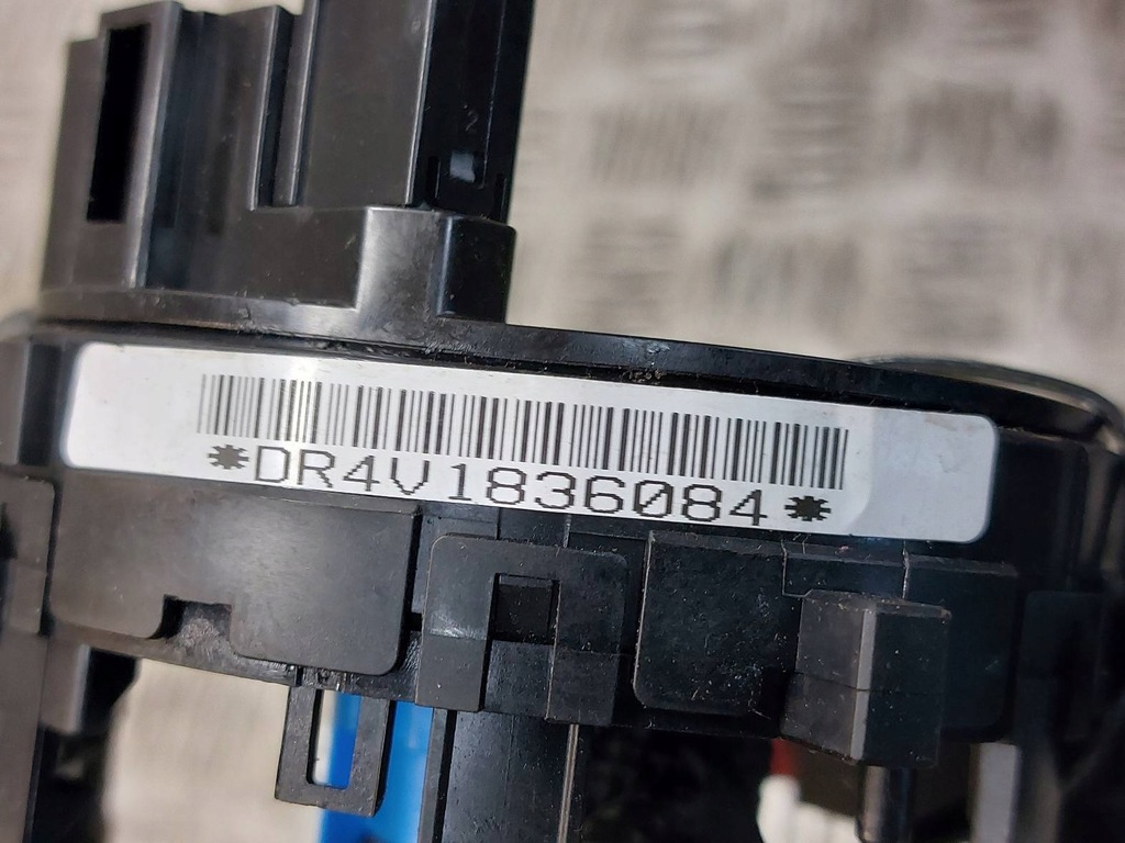 фото №6, Лента сигнала шлейф подушка безопасности kia carens iv lift