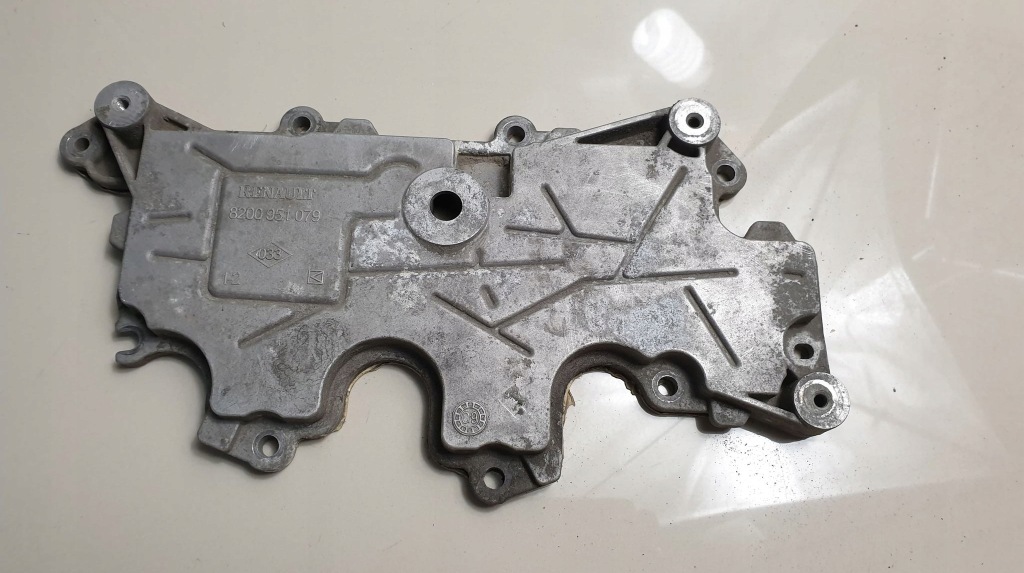 фото №1, Scenic iii clio 1.6 корпус двигателя 8200951079