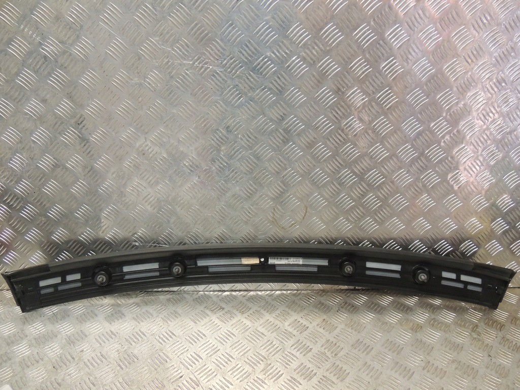 фото №9, Mercedes w205 cabrio спойлер молдинг a2056702701