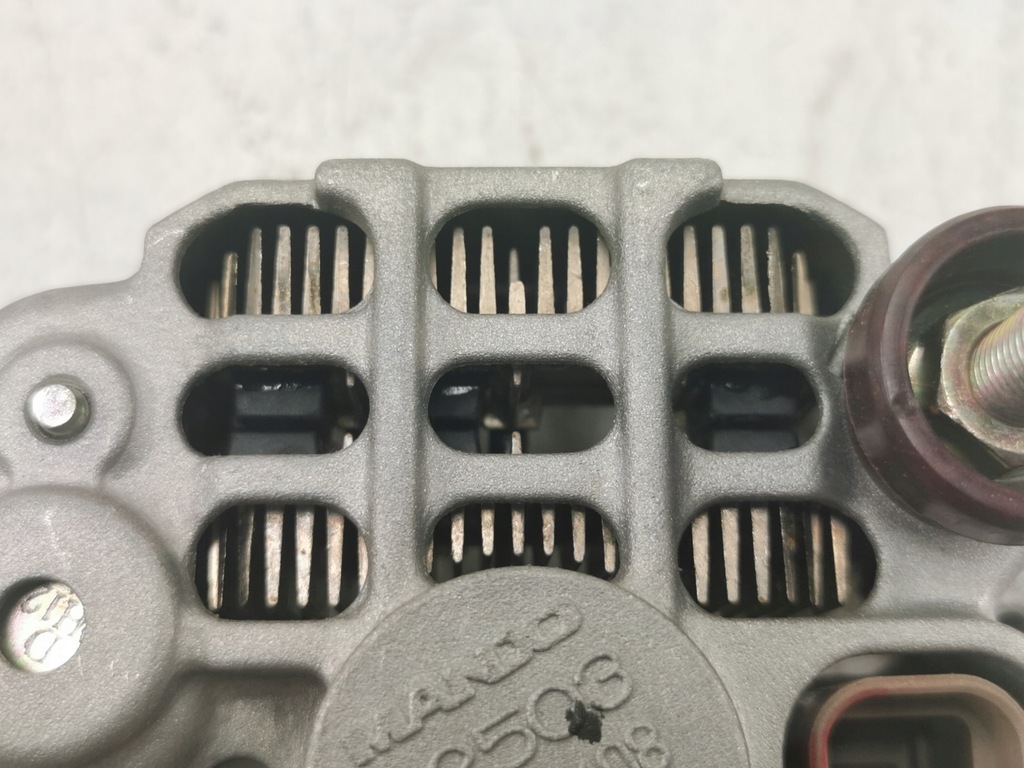 фото №6, Корпус генератора hyundai atos ...-2003 nowa оригинальная 3736002501