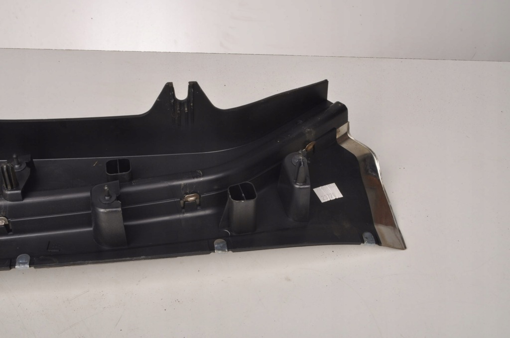 фото №8, Volvo v60 захист край багажника 31403589