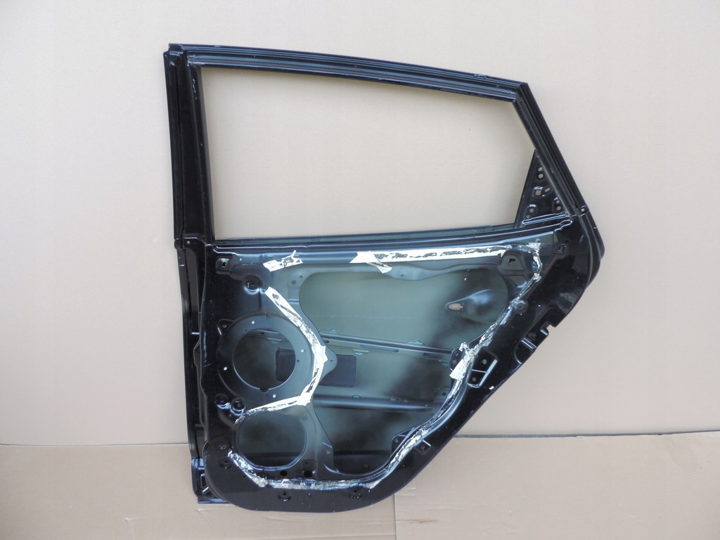 фото №9, Правое задние дверь hyundai ix35 ix-35