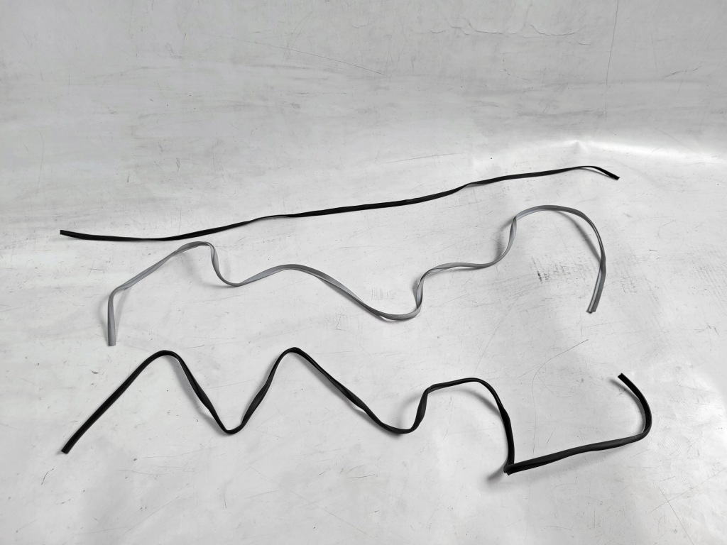 фото №10, Молдинг левая / правая toyota rav4 2000-05 / 2005-12