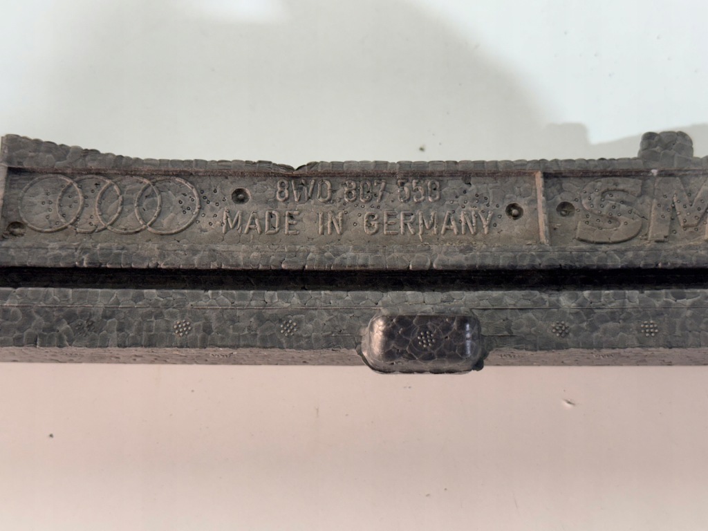 Audi a4 b9 8w0 абсорбер бампера перед оригинал ! Недорого