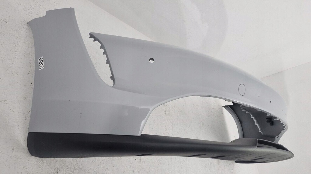 фото №7, Porsche taycan 9j1 2019- бампер передний перед 9j1807221