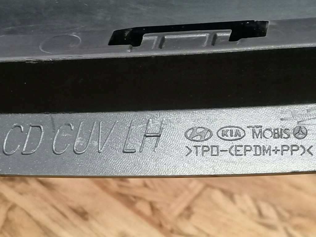 Купить Kia xceed 19- рамка лампы левый задний  86661-j7ca0